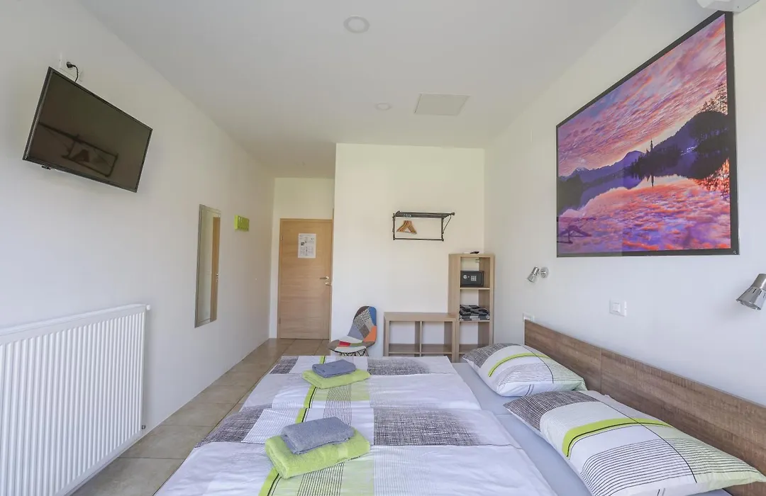 Jazz Bled Guest House-1
